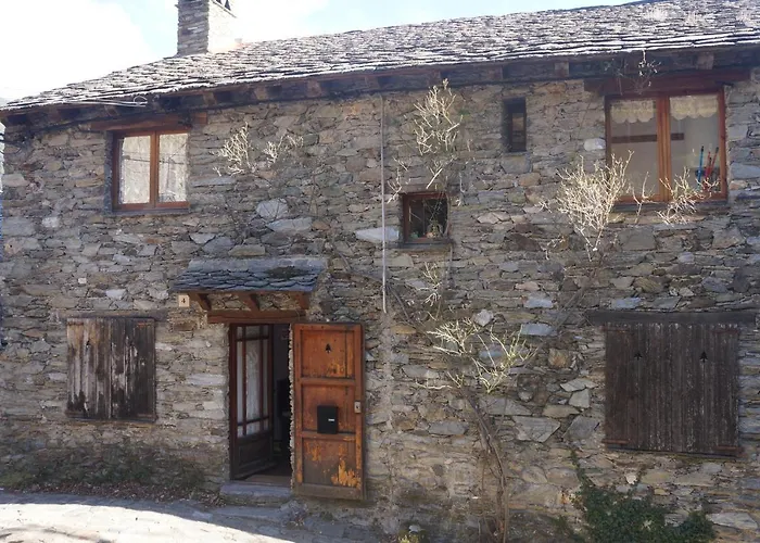 Casa De La Font De Dalt